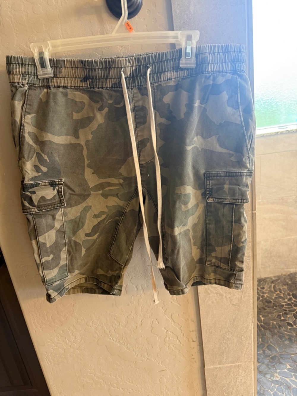 PacSun Men's Tapered Camo Cargo Drawstring Shorts - Olive